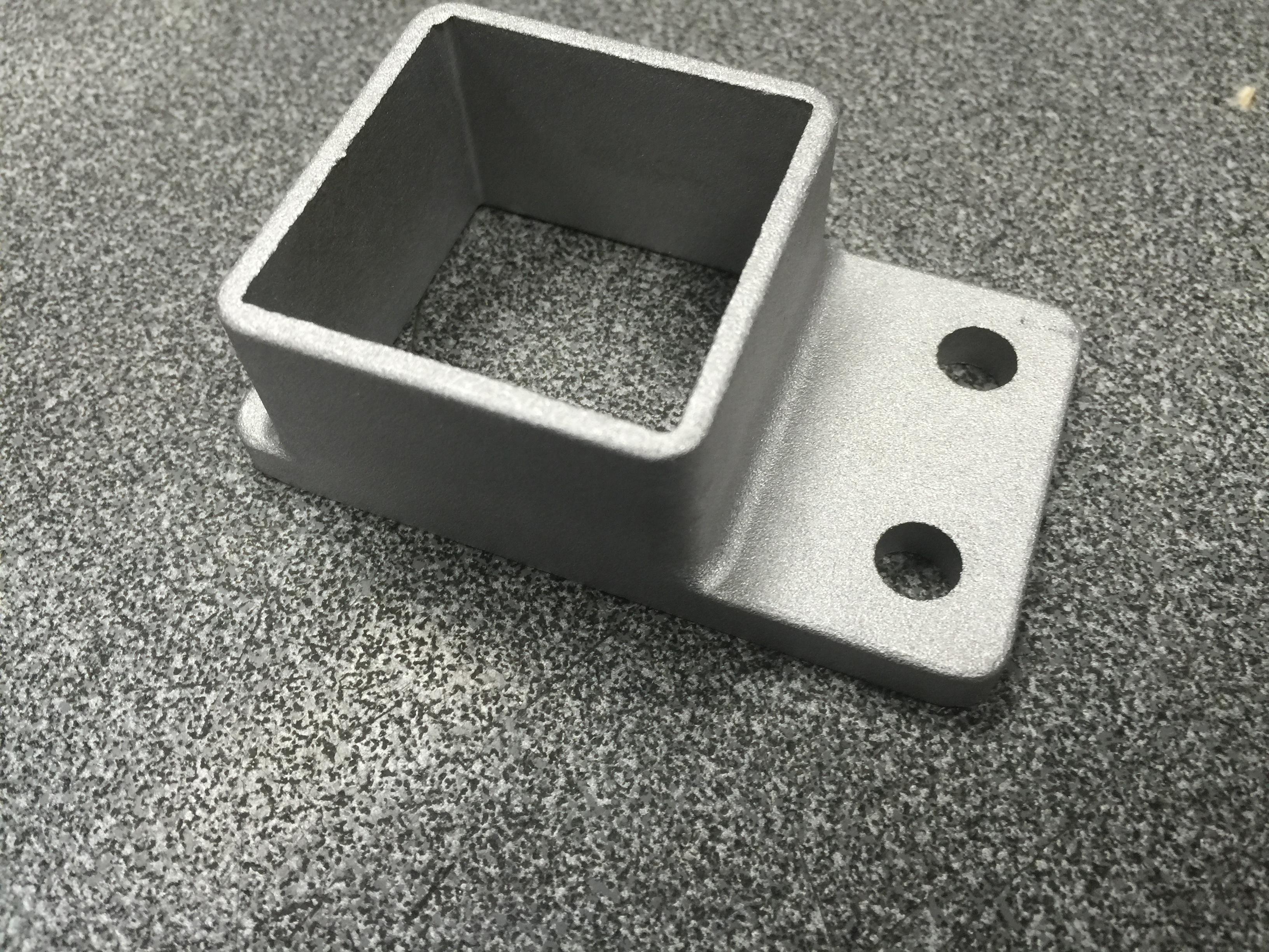 Fencing Bracket DHP33 40 X 40 aluminium single lug bracket Discount